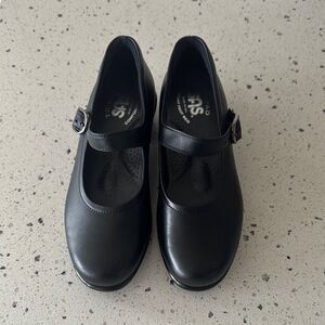 SAS Black Classic Leather Mary Jane Shoes Comfortable Women’s Size 4 Made in USA